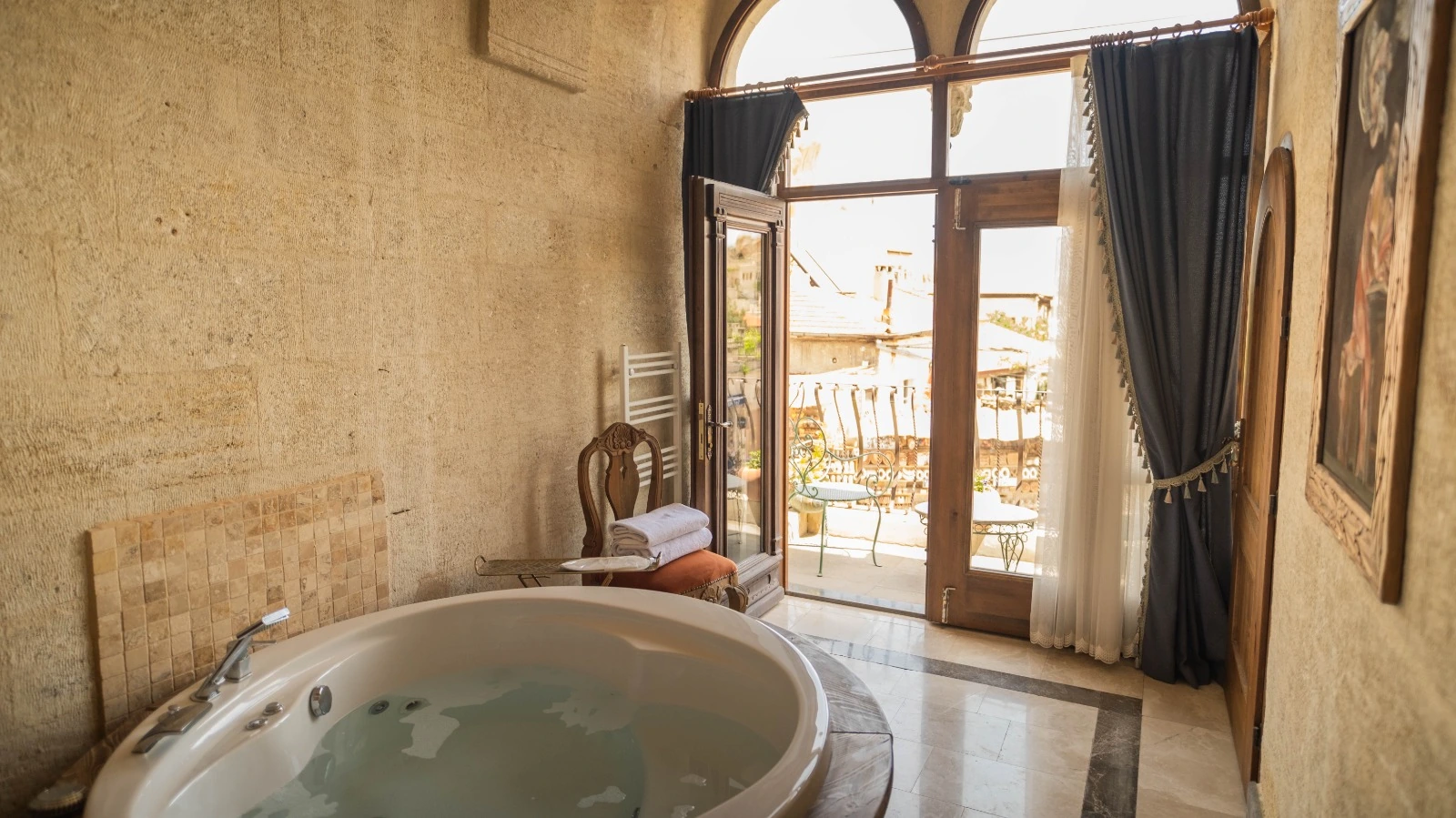 Yeşil Cave Konak Otel hero görseli (3)